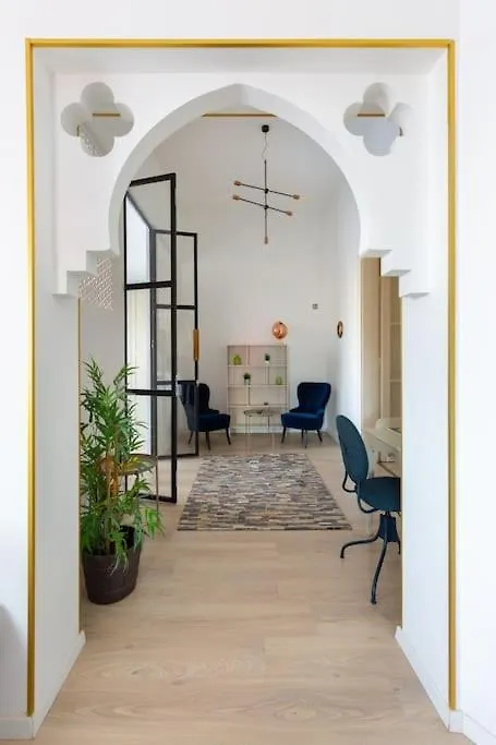 Swan Residence In The Buda Castle Area 2Br/Balcony Budapest Hungary