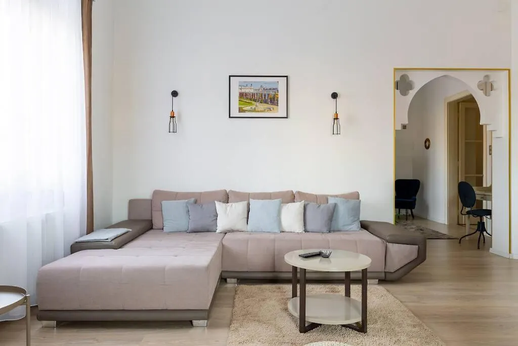 Apartment Swan Residence In The Buda Castle Area 2Br/Balcony Budapest Hungary
