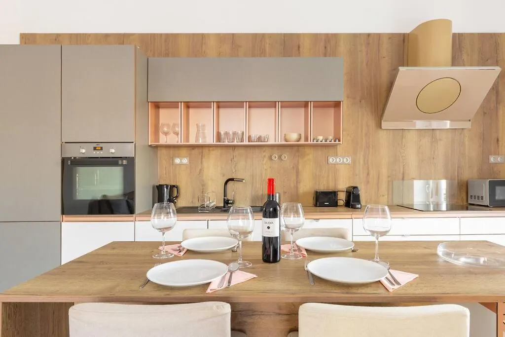 Apartment Swan Residence In The Buda Castle Area 2Br/Balcony Budapest Hungary